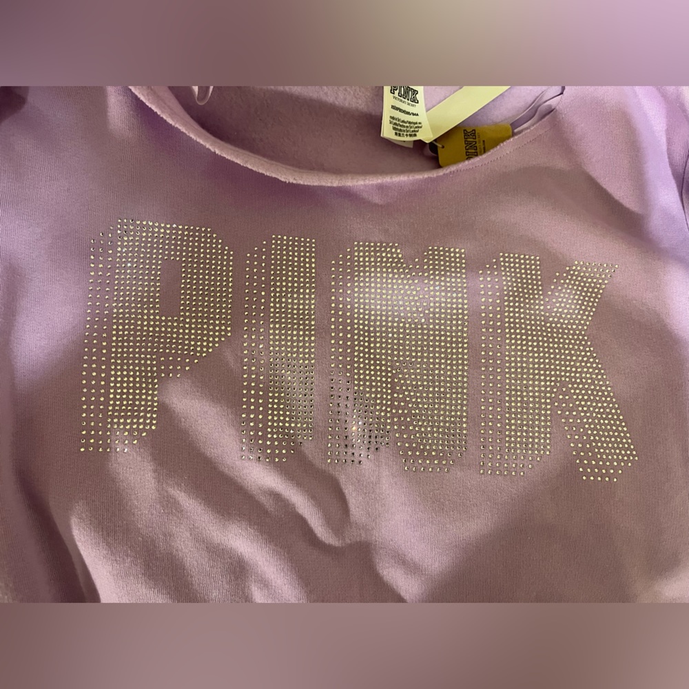 BRAND NEW PINK off the shoulder, sequin crewneck sweater Size XS, lavender color